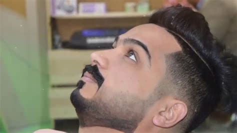 211 تتختلف ستايلات قصات شعر رجال من عام لعام واخر صيحه من صيحات موضه فعالم حلاقه لهذا عام قصات شعر جديده وخلاقه تناسب جميع اذواق. قصات دقن جديدة , احدث قصات اللحية لاضافة ثقة وجاذبية ...