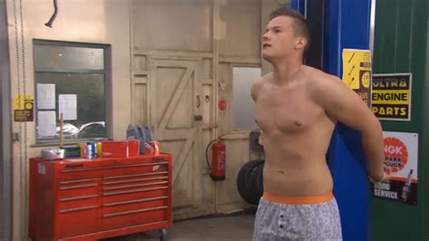 Charlie wernham was a 13 year old stand up comedian from essex. The Stars Come Out To Play: Charlie Wernham - Shirtless in ...