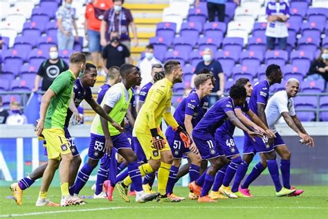 La signature de lior refaelov avec anderlecht en vue de la. "Geen schande voor Anderlecht om eens voor minder eigen ...