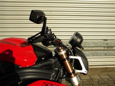 Sono stati trovati 14 annunci triumph speed triple 1050 tra le occasioni di moto usate. Umgebautes Motorrad Triumph Speed Triple 1050 von Mansour ...