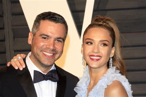 Jessica alba and producer cash warren at the oscars vanity fair party 2017. Jessica Alba's husband Cash Warren is constantly impressed ...