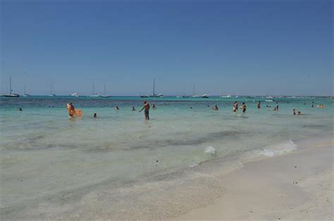 The long beaches of es trenc, the so called caribbean majorcan, spanning nearly 4 km in the territory of colonia de sant jordi, just south of the island of mallorca. Menorca vs Majorca: How to choose between these 2 Balearic ...