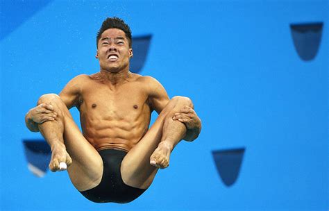 El saltador español nico garcía realizó las cuatro primeras series de saltos rozando la zona de clasificación para las semifinales de 3 metros de trampolín en la disciplina de saltos. Río 2016: Sebastián Morales pasó a semifinales en clavados ...