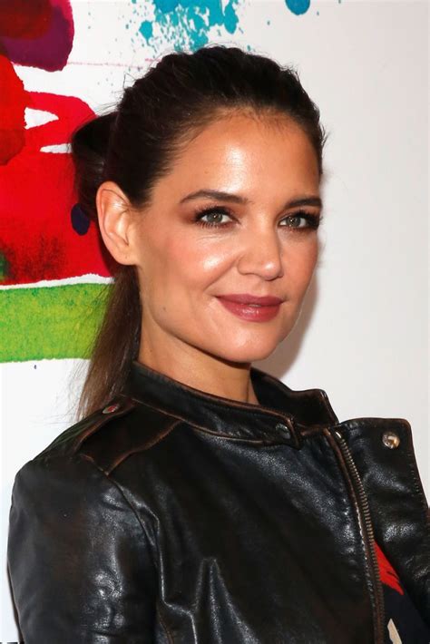 Katie holmes is an american actress, model, and filmmaker. KATIE HOLMES at Desigual Fall 2015 Fashion Show in New ...