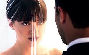 Am set des zweiten teils von „fifty shades of grey wird es mehr als eine brisante pärchenkonstellation geben.denn. Fifty Shades of Grey - der letzte Film der Trilogie kommt ...