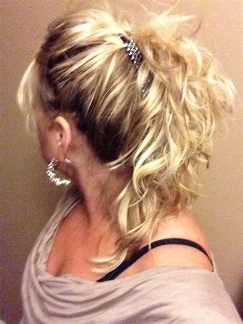 Maybe you would like to learn more about one of these? I'm bringing back the banana clip! | Clip hairstyles ...