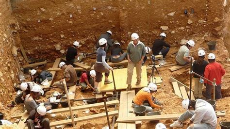 Check spelling or type a new query. Confirmado: el Homo Antecessor de Atapuerca tiene 900.000 años