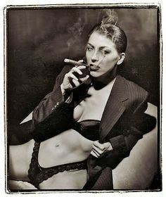 Celebrating the beauty of women who smoke cigarettes. Pin on She's Smokin'