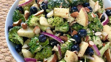 My husband, on the other hand, ate salad with every dinner. Vegan Broccoli Salad with Apples & Blueberries in 2020 ...