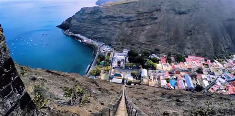 .finalmente, este sábado no século xxi quando a ilha britânica de santa helena, onde está uma operadora turística britânica que anda há 12 anos a mandar turistas para aquela ilha, 1.900 km ao. Get Santa Helena Napoleão Photos - Home Appliances