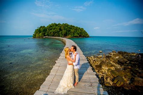 Beach weddings are one of our most popular wedding packages in bali. 8 private islands to rent for a beach wedding - Bridestory ...