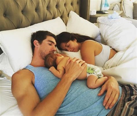 His wife also posted a picture, and wrote: Michael Phelps — PICS | Michael phelps wife, Michael phelps, Micheal phelps