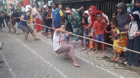 Jayalah indonesiaku merdeka ke 72 berkibarlah sang saka merah putih gema seabad silam gambar kartun lucu kemerdekaan ri terbaru foto foto animasi terbaru bisa didapatkan dengan mudah di internet karena gambar kata kata kemerdekaan indonesia gambar unik lucu. LOMBA kemerdekaan - YouTube
