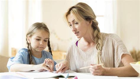 Tips mantap ust karim elias. 8 Cara Mendidik Anak Perempuan Menjadi Pribadi Tangguh ...