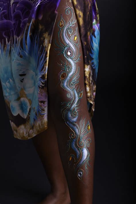 Temporary black skin tattoo pens. Henna On Dark Skin | Dark skin and henna (beautifully ...