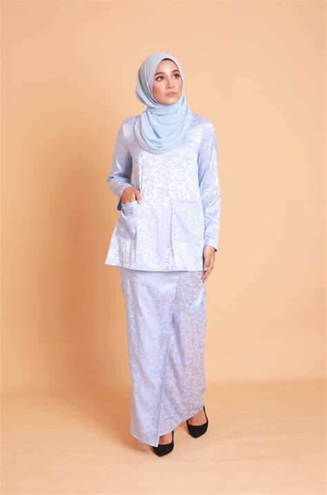Well, feel free to browse through jakel's latest arrival. BLOOMING COTTON: BAJU KURUNG KEDAH CODE 077