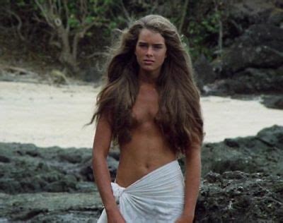 Huge collection, amazing choice, 100+ million high quality, affordable rf and rm images. BROOKE SHIELDS 8X10 Photo - Blue Lagoon / Pretty Baby Star ...