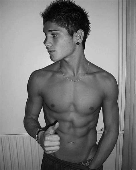 Boys with abs 21841 gifs. male fitspo on Tumblr