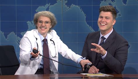 He is of american nationality and part. SNL: Kate McKinnon Breaks Character on Weekend Update with ...