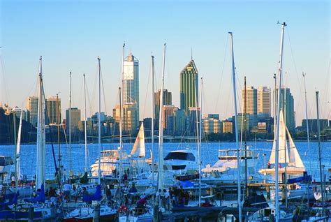 Perth western australia is the west coast state capital on the east coast of the indian ocean. Australia Yacht Charter Destination - Perth — Yacht ...