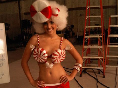 Play california gurls chords using simple video lessons. On the set of Katy Perry's "California gurls"