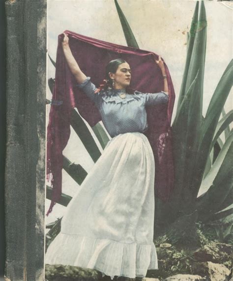 This month, a new book, frida kahlo: Frida Kahlo, 1949 - Photos - Rare intimate photos of Frida ...