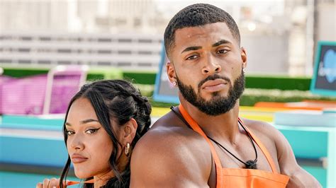 The winning couple leaves the island with the grand prize. 'Love Island': Is Johnny Playing Cely? Mercades Says He's ...