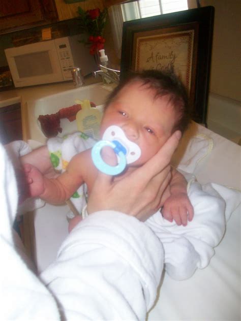 When it will fall off. The Diehl Family: Griffin's 1st Bath at Home!