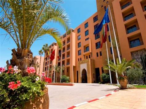 Salón marrakech es un lugar que sorprenderá a tus familiares y amigos, rodéate de la única y autentica decoración marroquí, nuestros espacios de doble altura están inspirados en los riads sus. Atlas Medina & Spa Hotel Marrakech Maroc - VIAROMANIA