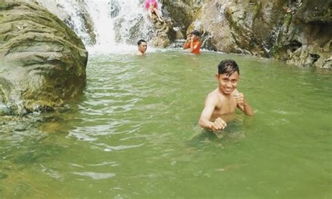 Keindahan air terjun ini tak usah diragukan lagi keeskotisannya. 10 Gambar Air Terjun Pinang Seribu Balikpapan, Lokasi ...