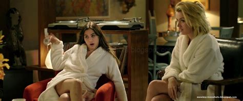 When a devoted husband and father is left home alone for the weekend, two stranded young women unexpectedly knock on his door for help. Vagebond's Movie ScreenShots: Knock Knock (2015) part 1