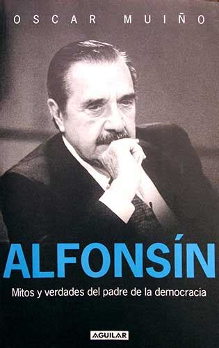 Reunimos más de 1000 piezas digitales sobre su trayectoria política. Alfonsín