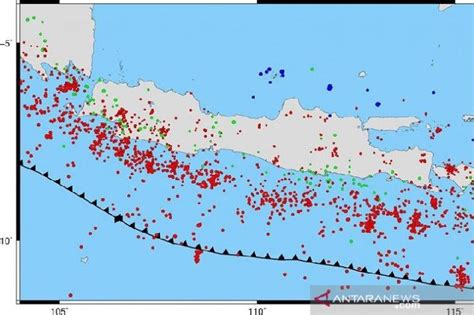 Pusat gempa berada di laut 96 km selatan kepanjen, kabupaten malang, jawa timur, indonesia. Top 3 Tekno Berita Hari Ini: Gempa Laut Selatan Jawa ...