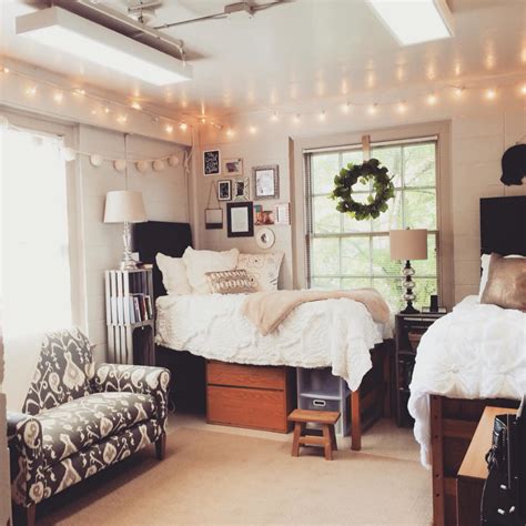 Add a touch of home with curtains. 33+ Dorm Room Ideas For Guys Taken From Pinterest