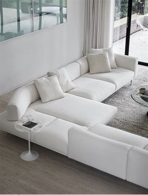 Originally designed by florence knoll in 1954, this sofa is a fantastic example of the modern aesthetic of the era. KOTON » KNOLL INTERNATIONAL MATIC SOFA