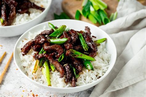 How to make the mongolian beef that is better than chinese restaurant takeout. Easy Mongolian Beef Recipe - Nicky's Kitchen Sanctuary