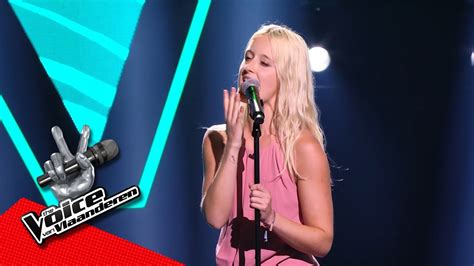 Nora en robin nemen het tegen elkaar op met 'lucky' van jason mraz en colbie caillat. Robin - 'The Dock Of The Bay' | Blind Auditions | The ...