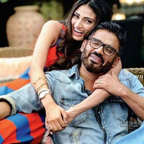 She chose to take up acting at a young age following her father's footsteps and then she enrolled herself at the new york film. Athiya Shetty poses with father Sunil Shetty (With images ...