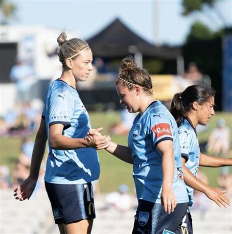 Sydney lohmann spricht im interview über die ziele, ihre karriere und den fc bayern münchen. Pin on AAA Women's Football