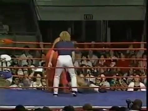 11/30/1989 cactus jack manson vs. Bruiser Brody vs. Abdullah The Butcher - Pro Wrasslin Junkies