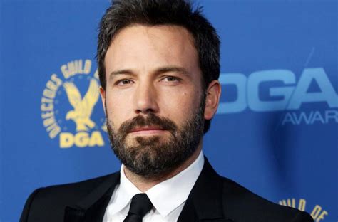 Although the pair isn't moving in together just yet, the bennifer 2.0 train is showing no signs of stopping as ben affleck and. Grindr tienta a Ben Affleck para que use la app - Homosensual