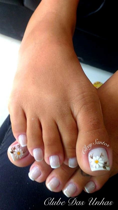 They re accustomed to online on cell phones to consider image information being a concept. Pin de Urriolaana en Uñas decoradas | Uñas de pies ...