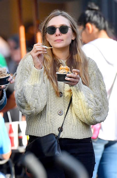 Robbie arnett is a good musical artist. Elizabeth Olsen Was Spotted with Her Boyfriend Robbie ...