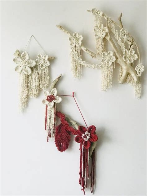 ●description this is a digital pattern/written pdf for the macrame wall hanging pictured above. Pin en Modern macrame by WhiteOwlKnot