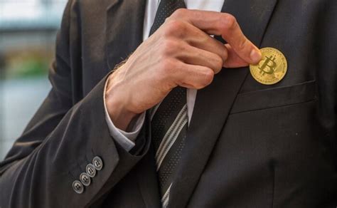 But the same people opposed to it are also opposing technology that would have the i am certain the cryptos are not better than fiat currencies. 8 Hidden Dangers of Investing in Cryptocurrencies - The ...