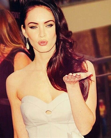 Celebrities with last name fox. Megan fox