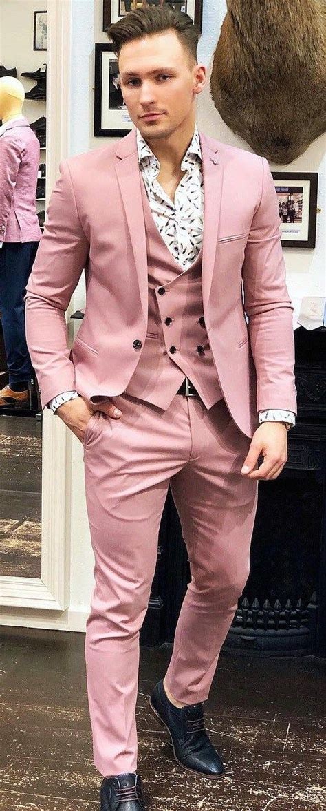Although pink is an ambitious color, we see only as costing women; How To Style Pastel Suits in 2020 | Suits for guys, Pink ...