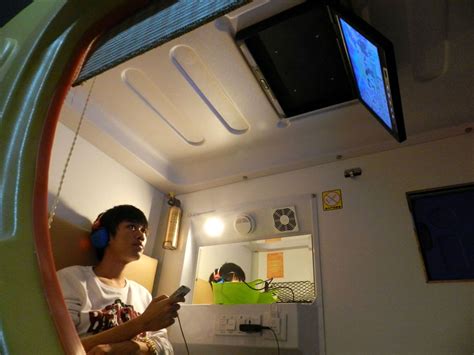 Discover what is like to stay in there and the best rated in tokyo and 2 capsule hotel rules and etiquette. China - german.china.org.cn - "Raumkabine": Chinas erstes Kapselhotel während der Feiertage gestürmt