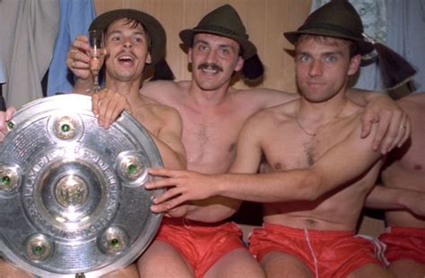November 2019 cheftrainer des fc bayern münchen. Bundesliga anno 1987: Jürgen Klinsmann zieht Friedhelm ...