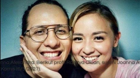 Aleandra jovanka, yang merupakan anak sulung dari lukman hidayat aindra dan latifa sudah menikah. Kisah Cinta Raditya Oloan dan Joanna Alexandra, Nikah Muda Karena Hamil Duluan, Sempat Ingin ...